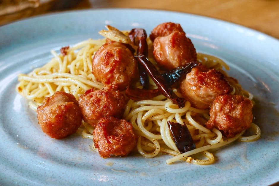 Sagra: Sagra della Pasta cu l'Agghia e Sasizza Arrustuta di Buseto Palizzolo, Buseto Palizzolo